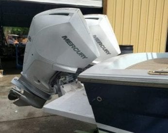 Outboard motor service